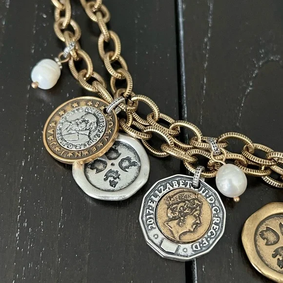 Patricia Nash Necklace - Picture 5 of 11